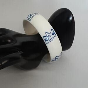 Vintage University Of Kentucky Bangle Bracelet Blue Initials on White Acrylic